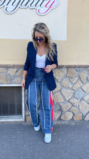 Jeans con bande laterali