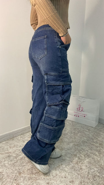 Jeans cargo con tasconi