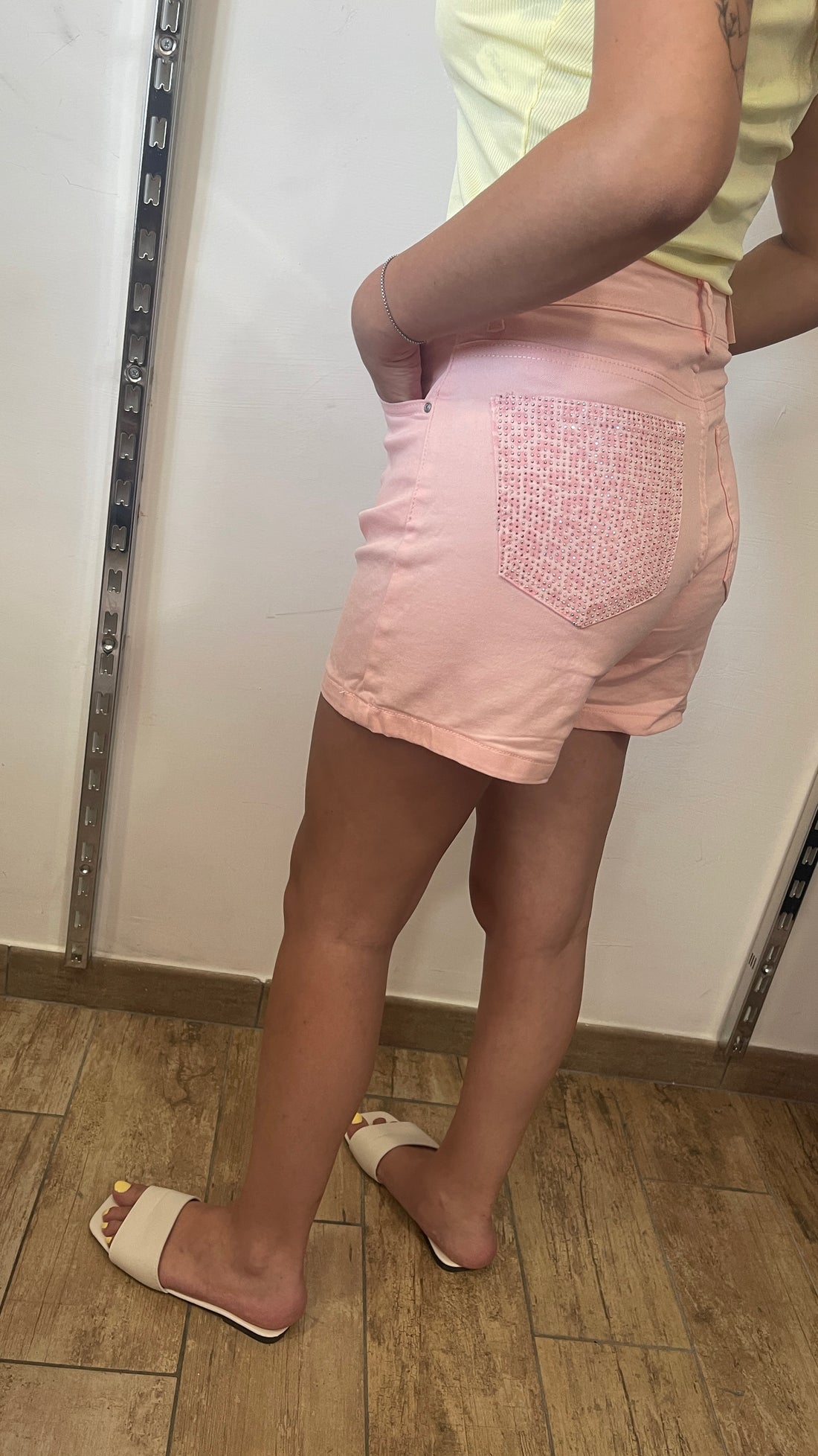 Short Pink