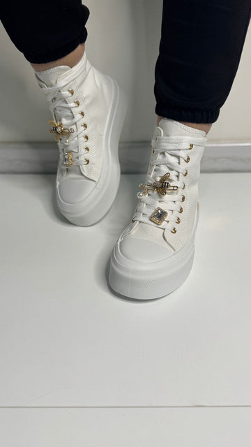 Scarpa modello converse